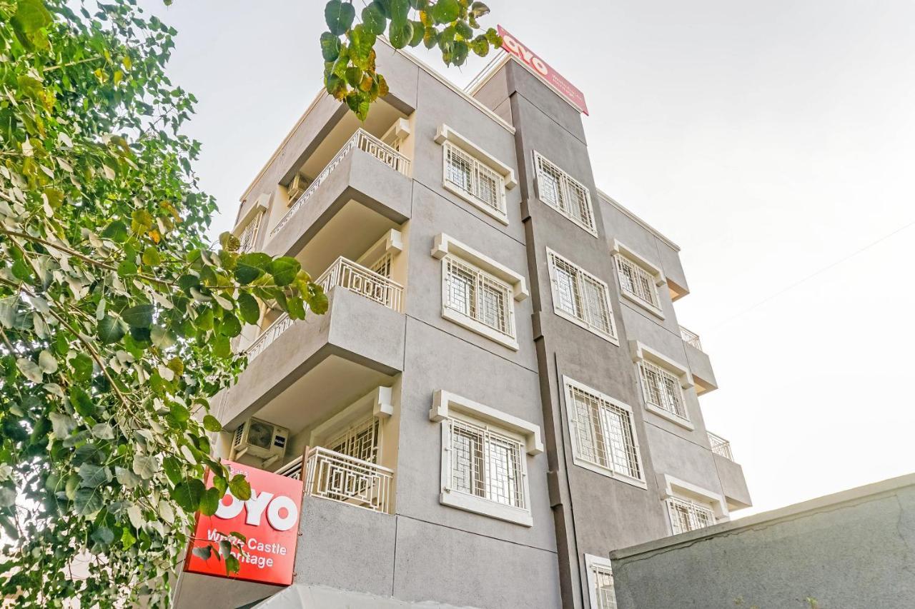 Oyo White Castle Heritage Near Pune Airport Exterior foto